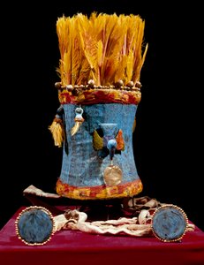 A prekolumbiai civilizáció Chancay (Peru): fejdísz és fülbevaló. 13-15. századi Lima, Museo Amano Peru - Kolumbusz előtti művészet, Chancay kultúra (Kr. u. 13-15.): fejdísz és fülbevaló - Lima, Museo Amano, Peru - Kolumbusz előtti művészet, Chancay kultúra