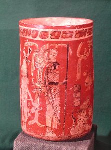 Ünnepélyes jelenetet ábrázoló váza, Tepeu 1. időszak, Uaxuctunból, 600-950 (polikróm kő) (lásd még: 201515) alkotó: Pre-Columbian Pre-Columbian