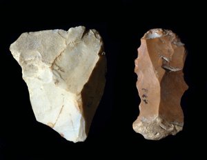 Őstörténet: kovakőszerszámok. Neolitikum, kőkorszak. Fermo Régészeti Múzeum, Olaszország alkotó: Prehistoric Prehistoric