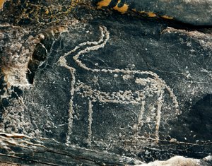 Őstörténet, sziklaművészet: antilop ábrázolás sírszikla. Kőkorszak Kr.e. 5000-2000. Taghit, Haut plateau du Hoggar (Ahaggar), Algéria alkotó: Prehistoric Prehistoric