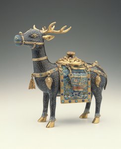Egy szarvas figura (cloisonne zománc)