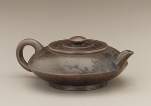 Teáskanna Gong Chun hamis jelzésével, Yixing, Jiangsu tartomány (mázatlan kőedény)