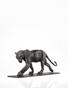 Párduc járás, felemelt hátsó láb, 1904 körül (patinás bronz) alkotó: Rembrandt Bugatti