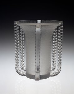 "Marignane" váza, tervezett május 11 alkotó: Rene Jules Lalique