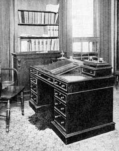 Charles Dickens széke és íróasztala, Gadshillben használták, 1923.