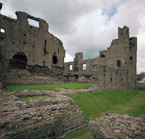 Middleham kastély, 12. század alkotó: Robert Fitzrandolph