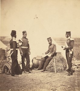 Walker százados a 30. ezredből általános parancsokat olvas. alkotó: Roger Fenton