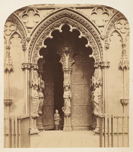 Központi kapuzat, nyugati előcsarnok, Lichfield-székesegyház alkotó: Roger Fenton