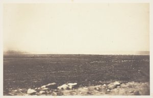 Szevasztopol, a Redoubt des Anglais felől alkotó: Roger Fenton