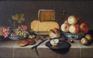 Sajt ezüsttányéron, piros és fehér szőlő és alma porcelán Wanli tálakban, zsemle, kés és szeletelt alma a tányéron, mindez terített asztalon, 1626 alkotó: Roloef Koets