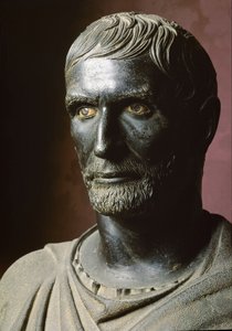Brutus mellszobra (Bruto Capitolino) (Capitolin) - Bronz szobor. Kr.e. 300, átmérő 79 cm - Róma, Musei Capitolini, Palazzo dei Conservatori, Sala dei Trionfi - Lucius Junius Brutus mellszobra, Capitoline Brutus néven ismert - Bronz szobor alkotó: Roman