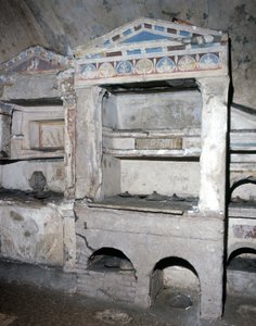 Kolumbárium – Pomponius Hylax sírja alkotó: Roman