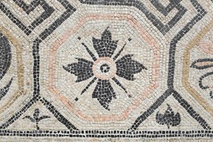 Geometrikus minta a Via san Rocchino domusból, Kr. u. 2. század (mozaik) alkotó: Roman