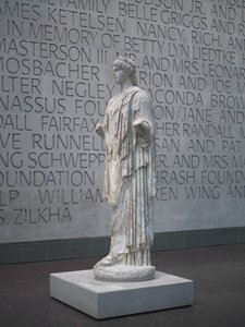Istennő, Kr. u. 1-100 (márvány) alkotó: Roman