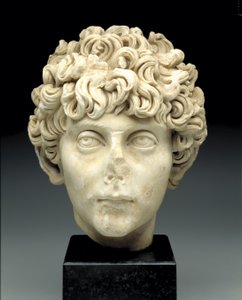 Egy római fiatal feje, i.sz. 140-170 körül (márvány) alkotó: Roman