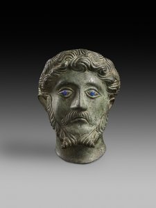 Berakásos szemű hím feje „Marcus Aurelius” (bronz)