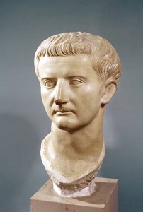 Tiberius császár feje (i.e. 42-37) (márvány)