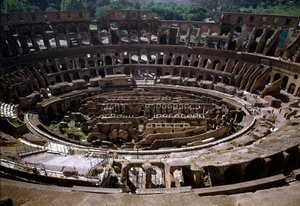A Colossee belső képe, 70 és 80 között épült (fénykép) alkotó: Roman