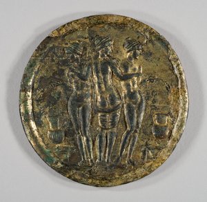 Tükör a három grácia ábrázolásával, 2. század (ezüst, aranyozott bronz) alkotó: Roman