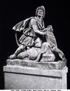 Mithras megöl egy bikát (márvány) alkotó: Roman