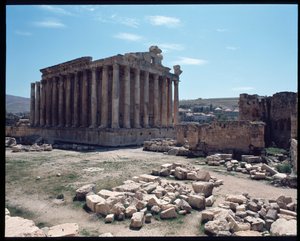 Bacchus templomának maradványai alkotó: Roman
