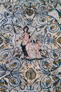 Római művészet: Kr.u. 4. századi mozaik az amfiteátrum római villájából. Merida, Museo Nacional de Arte Romano, Spanyolország alkotó: Roman