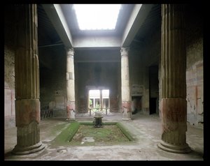 Az impluvium az Ezüstlakodalom Házában alkotó: Roman