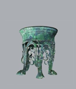 Bronz állvány alkotó: Roman Imperial Period