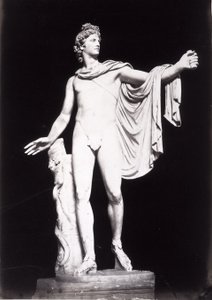 Apollo Belvedere, egy Kr.e. 4. századi görög eredeti másolata, a korábbi helyreállítások (márvány) eltávolítása előtt alkotó: Roman Roman