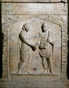 Római művészet: a halotti oltár az esküvő helyszínét díszíti (Junctio dextrarum). Alacsony megkönnyebbülés. Róma, Museo Nazionale Romano alkotó: Roman Roman