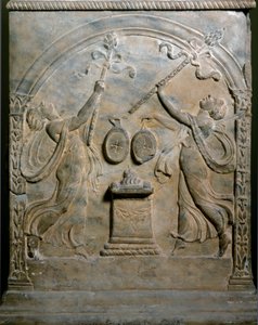 Római művészet: két táncoló menádot ábrázoló temetési oltár. Alacsony megkönnyebbülés. Róma, Museo Nazionale Romano alkotó: Roman Roman