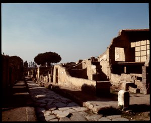 Kilátás a Decumanus Maximusra, Kr.e. 5. század – Kr. u. 1. század alkotó: Roman Roman