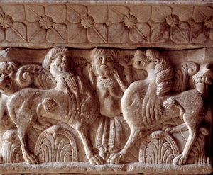 Egy kentaur és egy oroszlán, faragott tőke a kolostor tribünjén alkotó: Romanesque