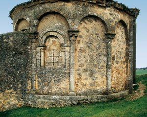 Apszis kívülről, Szent Mihály-templom (Parroquia católica de san Miguel Arcángel) Valdenebro-ban, Soria, Kasztília és León, Spanyolország, 12. század vége - 13. század eleje (fotó) alkotó: Romanesque