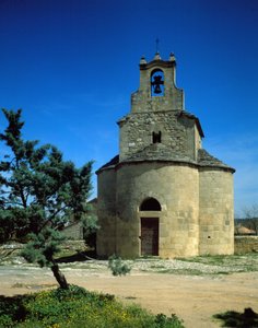 Román stílusú kápolna, Sainte Croix, Peyrolles, Aix-en-Provence. alkotó: Romanesque