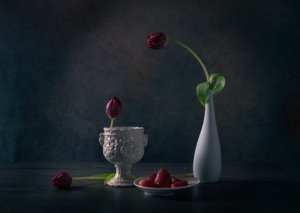 Melankolikus tulipánok és eper