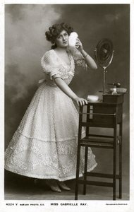 Gabrielle Ray angol színésznő, táncos és énekes, 1906.