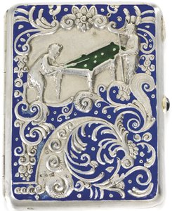 Cigarettatartó két orosz biliárdozó szatírral, 1884