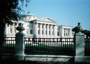 Az 1770-es években épült Osztankinói Seremetyev-palota alkotó: Russian School