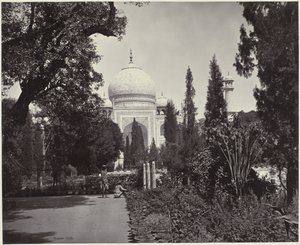 Kilátás a Taj Mahalra és kertjére A Taj, a kertből (eredeti cím) A Taj (cím a tárgyon)