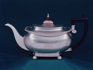 Regency teáskanna, 1812-13 ezüst, fa elefántcsont gombbal