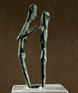Nuragikus kultúra (nuraghi) Szardíniai: bronzbirkózók faragott csoportja. Kr.e. 8-7. Cagliari, Nemzeti Régészeti Múzeum, Szardínia, Olaszország alkotó: Sardinia Nuragic Civilization