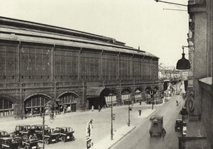 Berlin: Bahnhof Friedrichstrasse; Station Friedrichstrasse (f/w fotó) alkotó: Sasha Stone