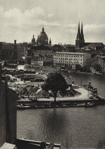 Berlin: Blick über die Spree zum Mühlendamm; Kilátás a Spree-re és a Muhlendammra (f/w fotó) alkotó: Sasha Stone