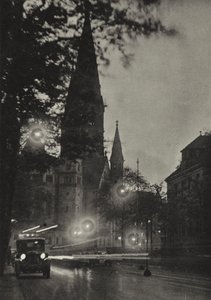 Berlin: Kaiser Wilhelm-Gedachtniskirche; Vilmos császár emléktemplom (f/w fotó) alkotó: Sasha Stone