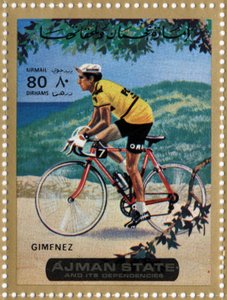 Julio Jimenez kerékpárost ábrázoló Egyesült Arab Emírségek bélyegzője (Ne 1934)