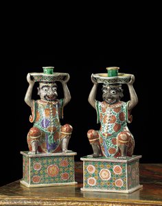 Pár export famille verte gyertyatartó, Kangxi alkotó: School Chinese