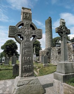 Kilátás a Muiredach-keresztre, faragott kő, 521 körül