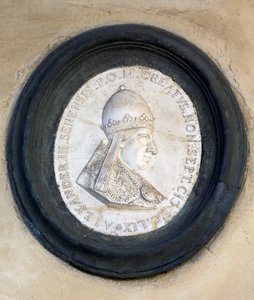 Sándor pápa domborműves medalionja alkotó: School Italian