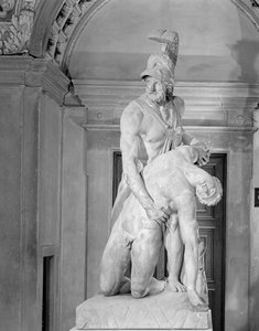 Menelaosz Patroklosz testét támasztva, egy görög eredeti másolata (márvány) alkotó: School Italian